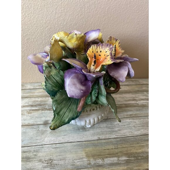 Vintage Capodimonte Italy Porcelain Flower Bouquet in Vase Hand Painted 8" - Picture 6 of 11